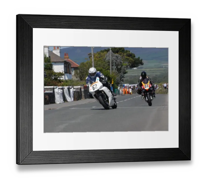 Framed Print : Brian Appleton (Suzuki) and Billy Cummins (Suzuki) 2011 Southern 100 Framed Print : Brian Appleton (Suzuki) and Billy Cummins (Suzuki) 2011 Southern 100