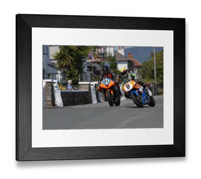 Framed Print : Wayne Hamilton (Kawasaki) and Ian Lougher (Kawasaki) 2011 Southern 100 Framed Print : Wayne Hamilton (Kawasaki) and Ian Lougher (Kawasaki) 2011 Southern 100