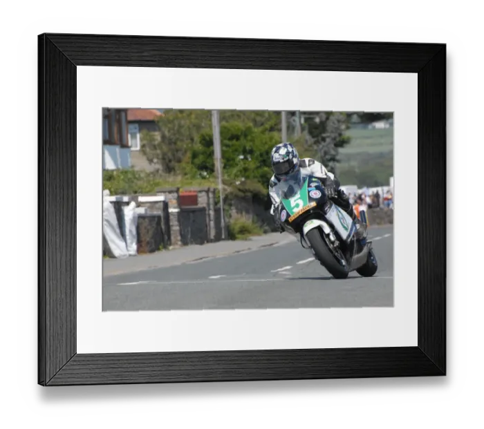 Framed Print : Chris Palmer (Honda) 2011 Southern 100 Framed Print : Chris Palmer (Honda) 2011 Southern 100