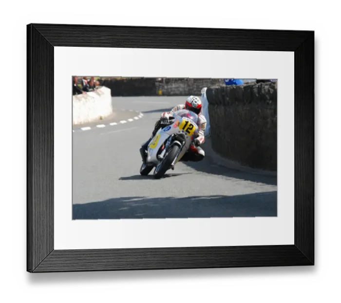 Framed Print : Barry Davidson (Drixton Honda) 2011 Pre TT Classic Framed Print : Barry Davidson (Drixton Honda) 2011 Pre TT Classic