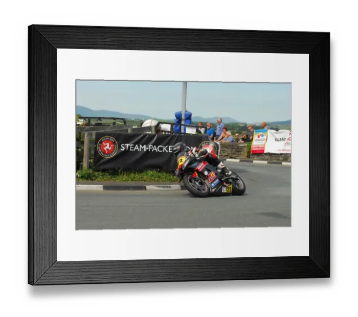Framed Print : Stefan Wauter (Yamaha) 2016 Southern 100 Framed Print : Stefan Wauter (Yamaha) 2016 Southern 100