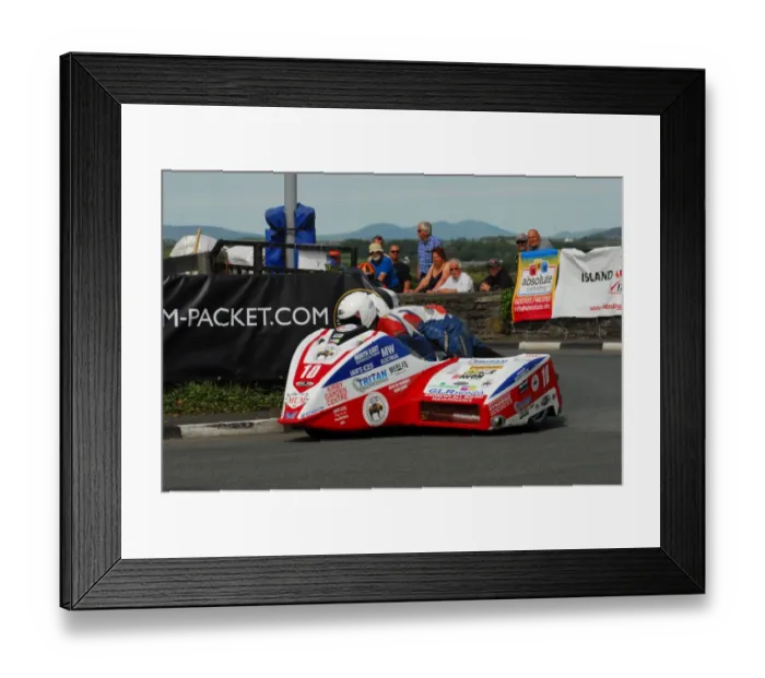 Framed Print : Greg Lambert & Kenny Cole (GLR Honda) 2016 Southern 100 Framed Print : Greg Lambert & Kenny Cole (GLR Honda) 2016 Southern 100