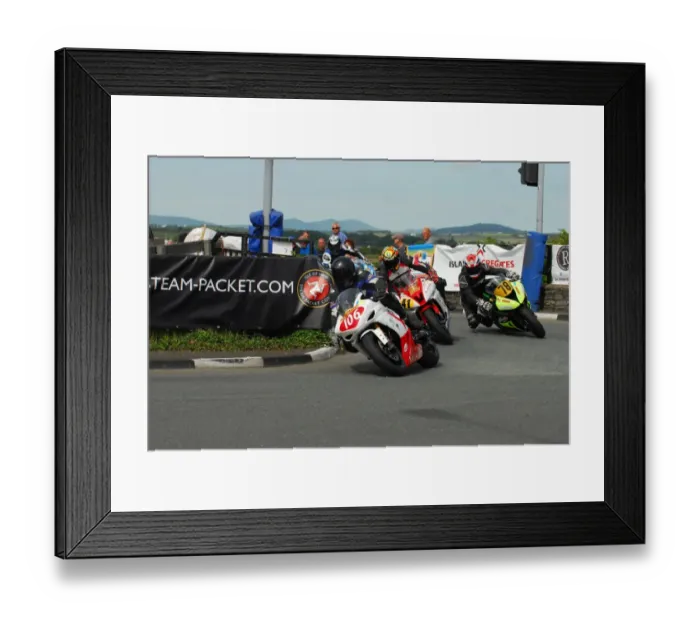 Framed Print : Billy Mellor (Suzuki) and Dave Taylor (Yamaha) and Chris Watson (Kawasaki) 2016 Southern 100 Framed Print : Billy Mellor (Suzuki) and Dave Taylor (Yamaha) and Chris Watson (Kawasaki) 2016 Southern 100