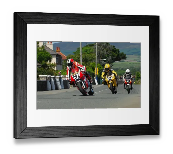 Framed Print : Adrian Gordon (Honda) and Gary Dunlop (Honda) 2016 Southern 100