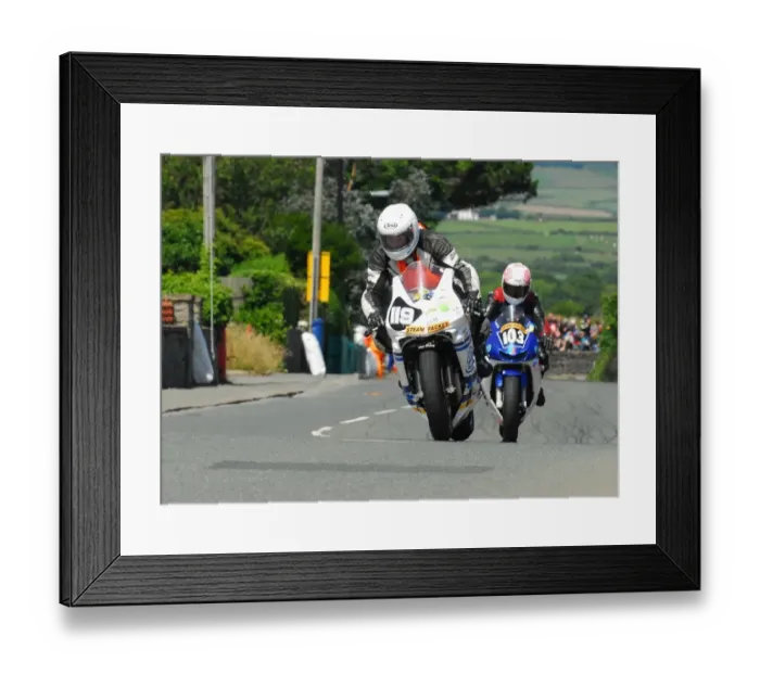 Framed Print : Lee Bass (Honda) 2016 Southern 100 Framed Print : Lee Bass (Honda) 2016 Southern 100