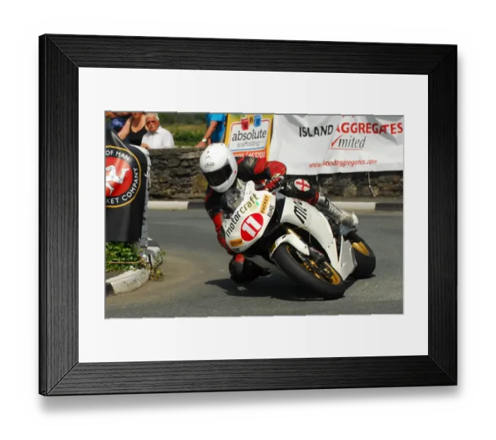 Framed Print : Mick Goodings (Honda) 2016 Southern 100