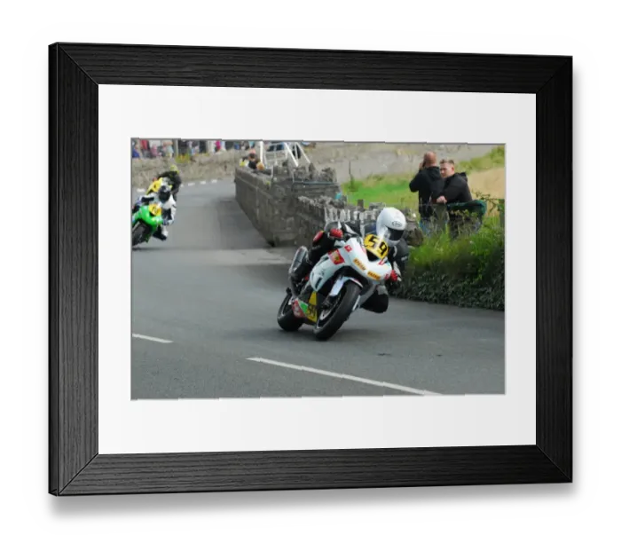 Framed Print : Marc Colvin (Kawasaki) 2016 Southern 100 Framed Print : Marc Colvin (Kawasaki) 2016 Southern 100