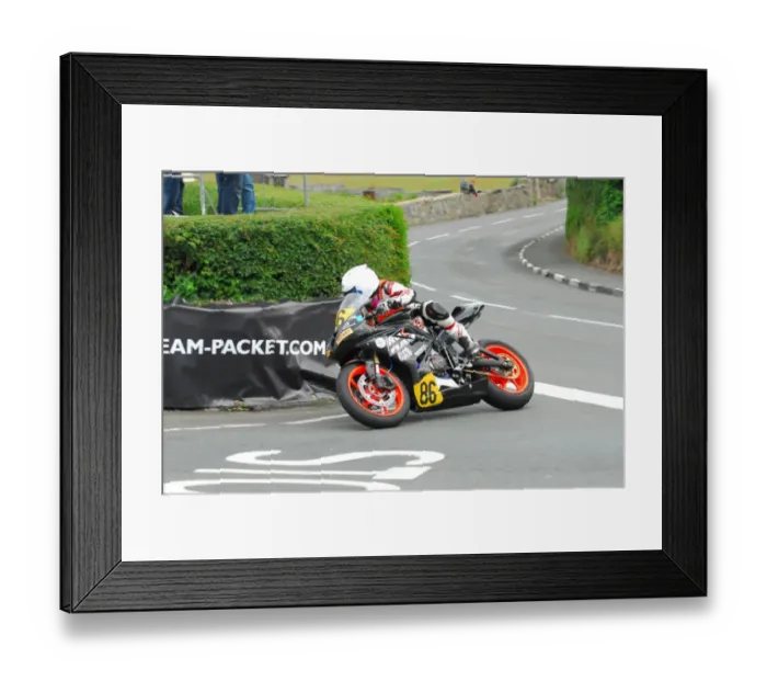 Framed Print : Adam McLean (Triumph) 2016 Southern 100 Framed Print : Adam McLean (Triumph) 2016 Southern 100