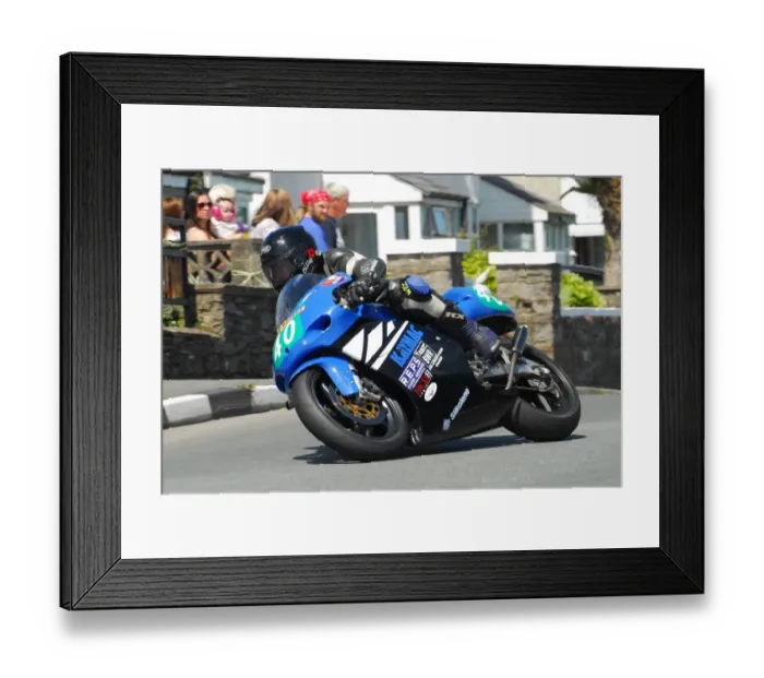 Framed Print : Rhys Hardisty (Honda) 2016 Southern 100 Framed Print : Rhys Hardisty (Honda) 2016 Southern 100