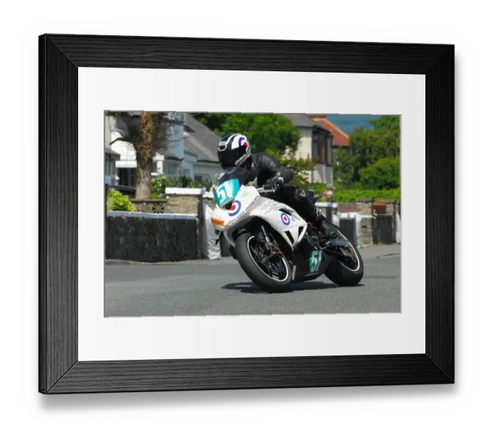 Framed Print : Rad Hughes (Kawasaki) 2016 Southern 100 Framed Print : Rad Hughes (Kawasaki) 2016 Southern 100