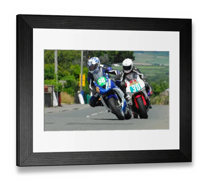 Framed Print : James Smith (Suzuki) and Jason Corcoran (Suzuki) 2016 Southern 100 Framed Print : James Smith (Suzuki) and Jason Corcoran (Suzuki) 2016 Southern 100