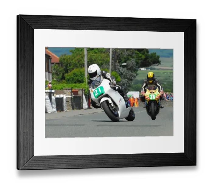 Framed Print : Tom Snow (Honda) 2016 Southern 100 Framed Print : Tom Snow (Honda) 2016 Southern 100