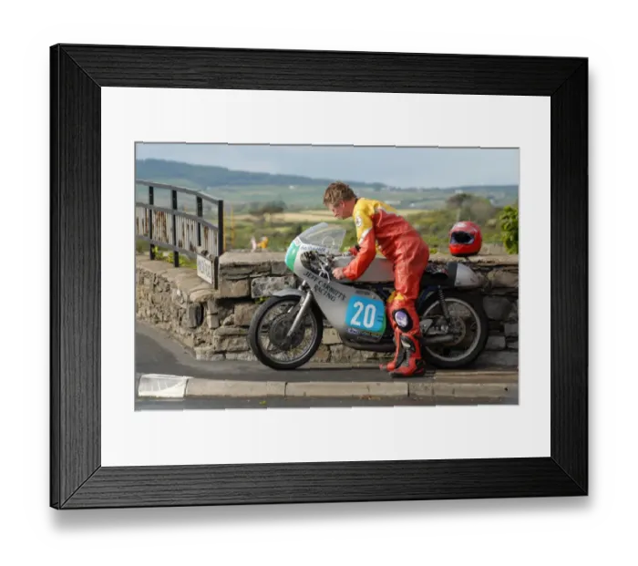 Framed Print : Peter Wakefield (Suzuki) 2007 Pre TT Classic Framed Print : Peter Wakefield (Suzuki) 2007 Pre TT Classic