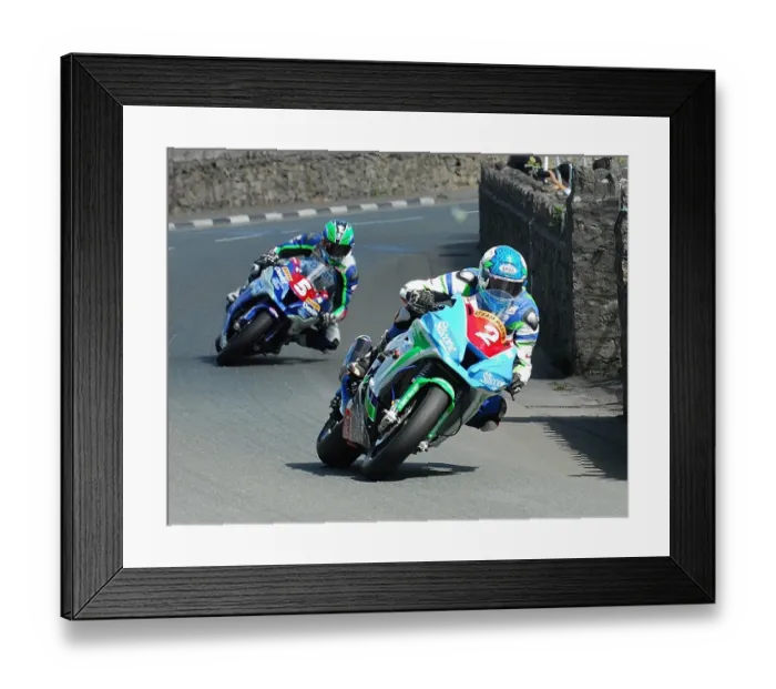 Framed Print : Dean Harrison (Kawasaki) 2016 Southern 100 Framed Print : Dean Harrison (Kawasaki) 2016 Southern 100
