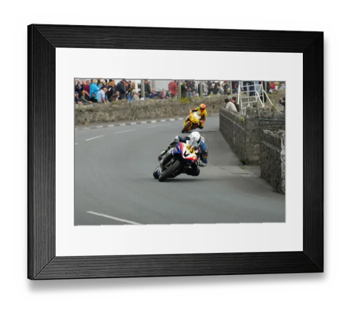 Framed Print : Colin Stephenson (Yamaha) 2016 Southern 100 Framed Print : Colin Stephenson (Yamaha) 2016 Southern 100