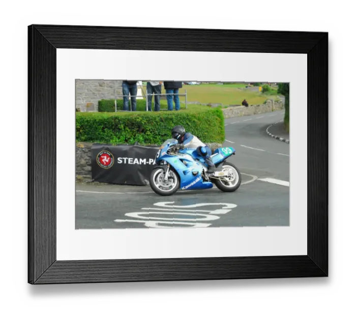 Framed Print : Stuart Rayner (Kawasaki) 2016 Southern 100 Framed Print : Stuart Rayner (Kawasaki) 2016 Southern 100