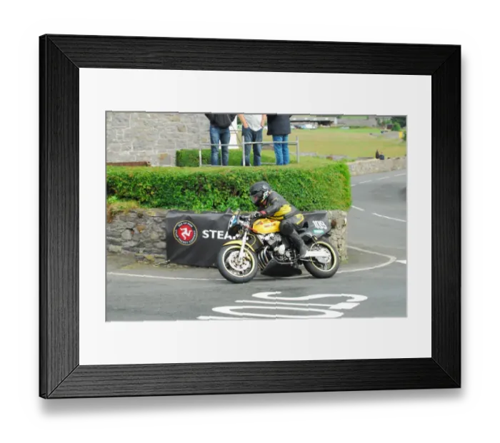 Framed Print : Kevin Murphy (Honda) 2016 Southern 100 Framed Print : Kevin Murphy (Honda) 2016 Southern 100