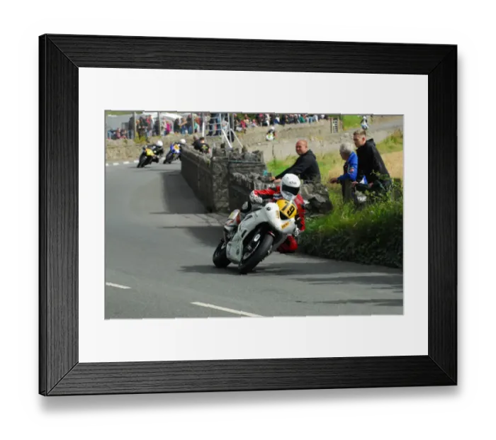 Framed Print : James Hinchliffe (Kawasaki) 2016 Southern 100 Framed Print : James Hinchliffe (Kawasaki) 2016 Southern 100