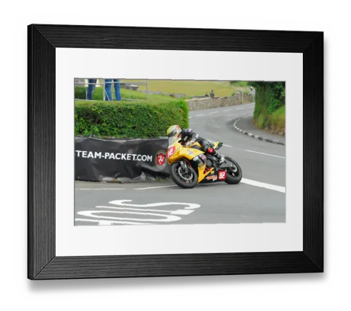 Framed Print : Matt Mylchreest (Kawasaki) 2016 Southern 100 Framed Print : Matt Mylchreest (Kawasaki) 2016 Southern 100