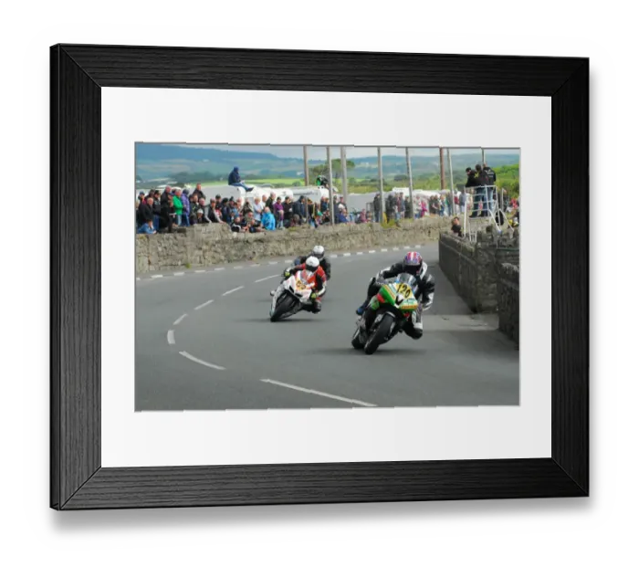 Framed Print : Brian Clark (Yamaha) and Alan Johnston (Suzuki) 2016 Southern 100 Framed Print : Brian Clark (Yamaha) and Alan Johnston (Suzuki) 2016 Southern 100