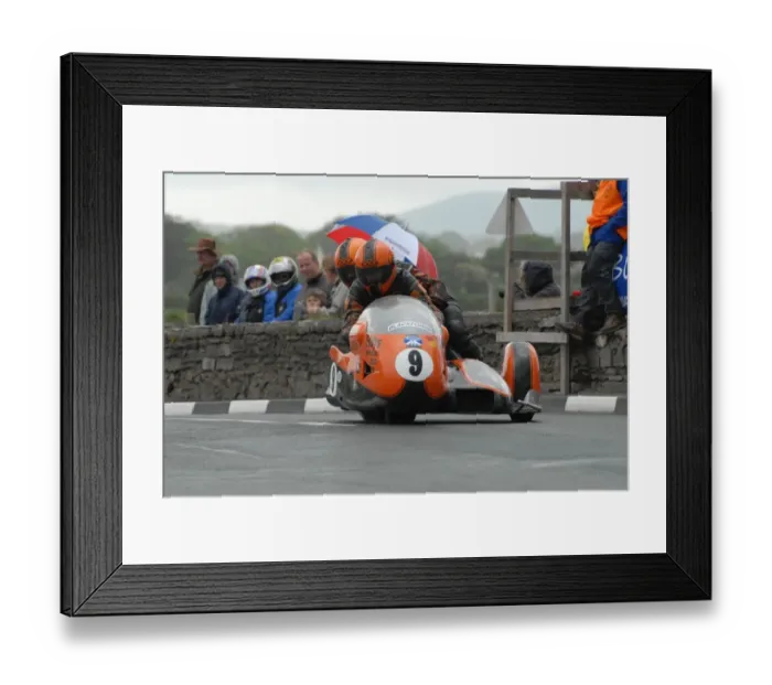 Framed Print : Eddy Wright & Martin Hull (Imp) 2007 Pre TT Classic Framed Print : Eddy Wright & Martin Hull (Imp) 2007 Pre TT Classic