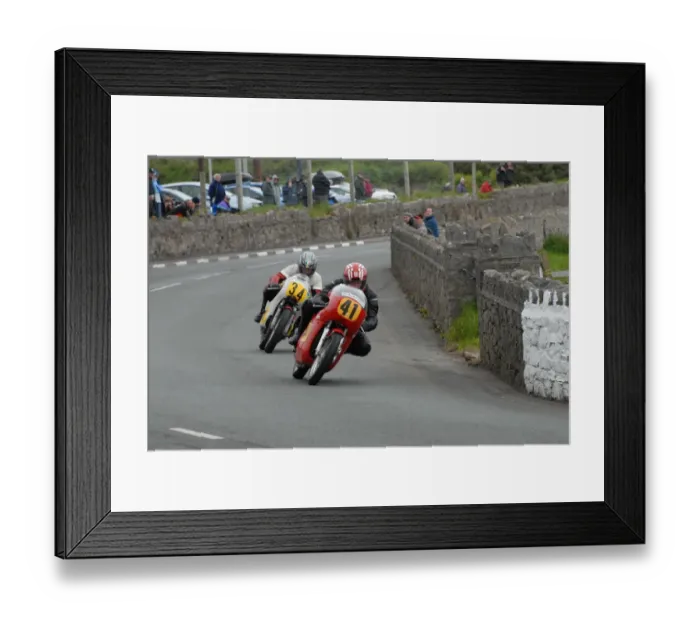 Framed Print : Henry Bell (Honda Drixton) and Barry Edwards (Honda) 2007 Pre TT Classic Framed Print : Henry Bell (Honda Drixton) and Barry Edwards (Honda) 2007 Pre TT Classic