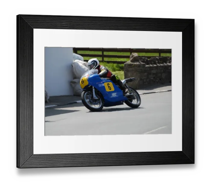 Framed Print : Paul Coward (Nourish Weslake) 2007 Pre TT Classic Framed Print : Paul Coward (Nourish Weslake) 2007 Pre TT Classic