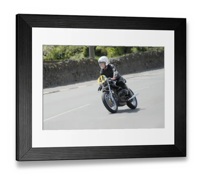 Framed Print : Larry Devlin (BMW) 2007 Pre TT Classic Framed Print : Larry Devlin (BMW) 2007 Pre TT Classic