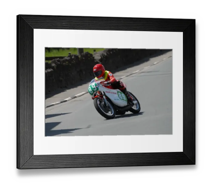 Framed Print : Roger Hurst (Suzuki) 2007 Pre TT Classic Framed Print : Roger Hurst (Suzuki) 2007 Pre TT Classic