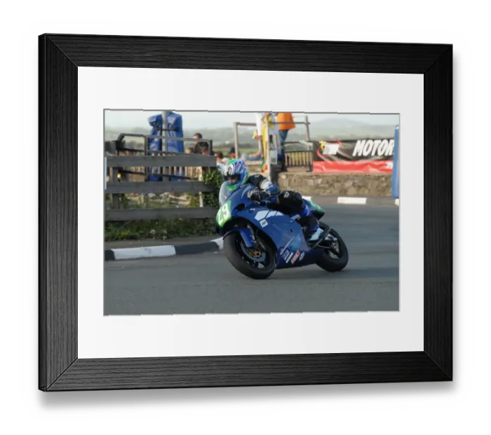 Framed Print : Dean Martin (Yamaha) 2009 Post TT Framed Print : Dean Martin (Yamaha) 2009 Post TT