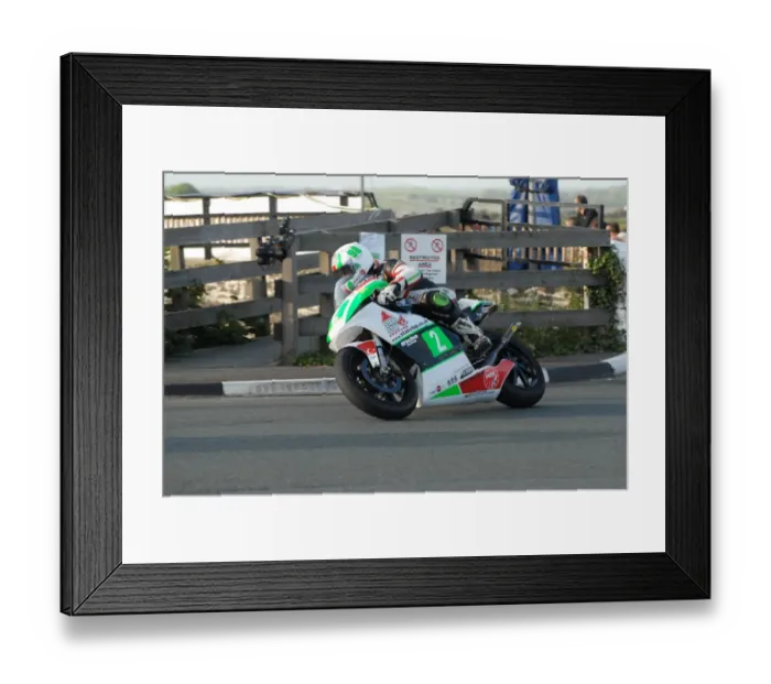 Framed Print : Paul Owen (Honda) 2009 Post TT Framed Print : Paul Owen (Honda) 2009 Post TT