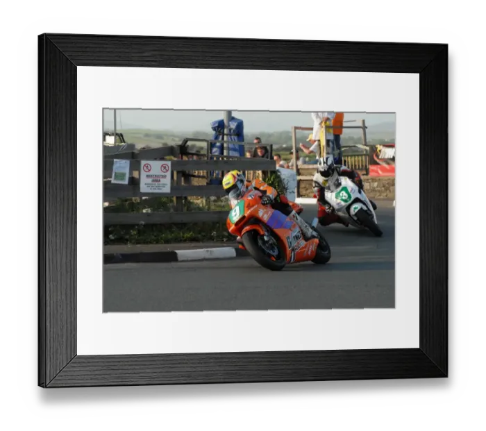 Framed Print : Ian Lougher (Barnes) 2009 Post TT Framed Print : Ian Lougher (Barnes) 2009 Post TT