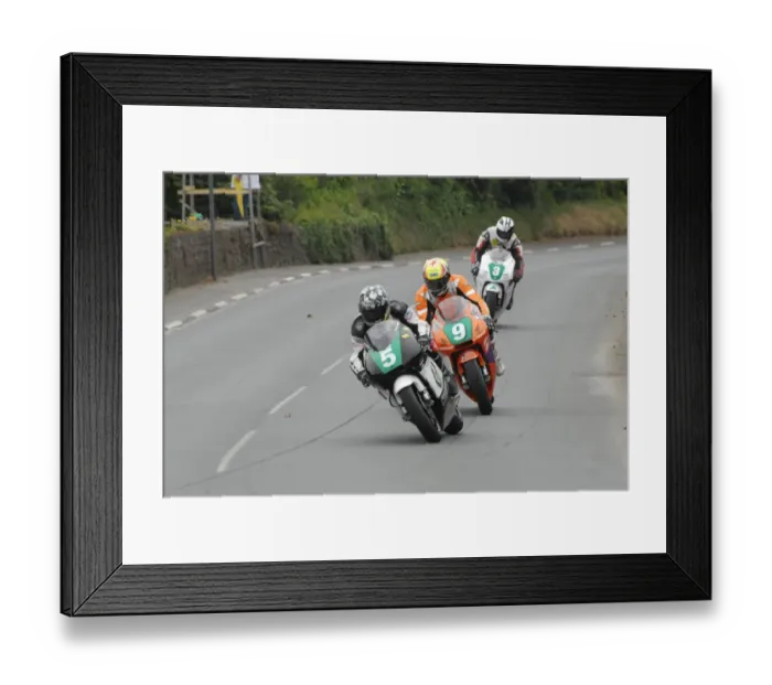 Framed Print : Chris Palmer (Honda) and Ian Lougher (Barnes) 2009 Post TT Framed Print : Chris Palmer (Honda) and Ian Lougher (Barnes) 2009 Post TT