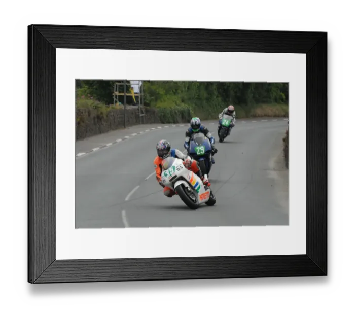 Framed Print : Dean Martin (Honda) and Neil Chadwick (Yamaha) 2009 Post TT