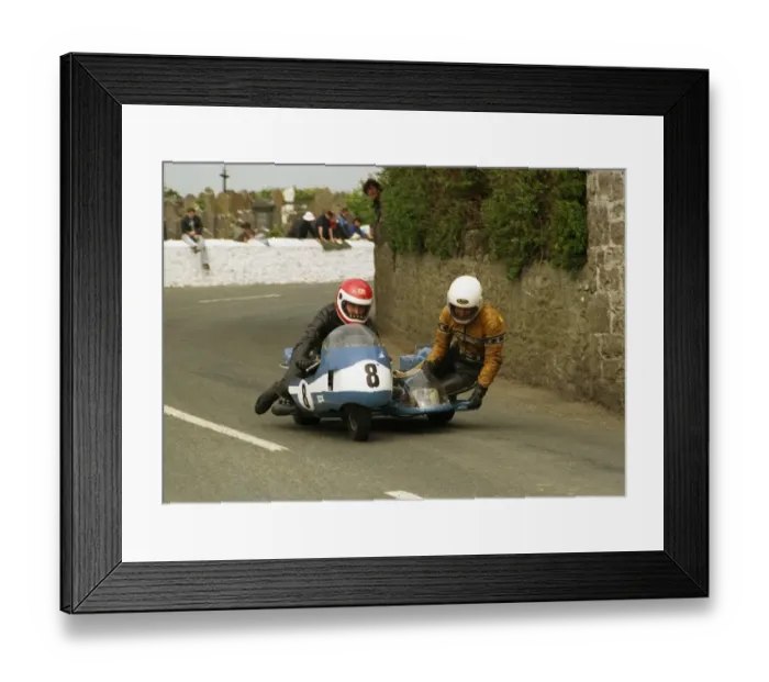 Framed Print : Harvey Garton & Steve Woodward (BSA) 1988 Pre TT Classic Framed Print : Harvey Garton & Steve Woodward (BSA) 1988 Pre TT Classic