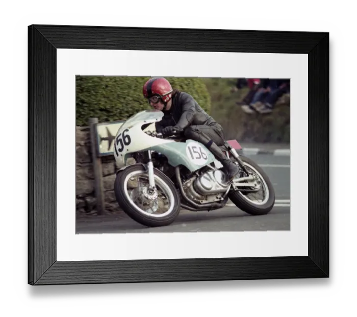 Framed Print : Grant Sellars (Norton) 1980 Southern 100 Framed Print : Grant Sellars (Norton) 1980 Southern 100