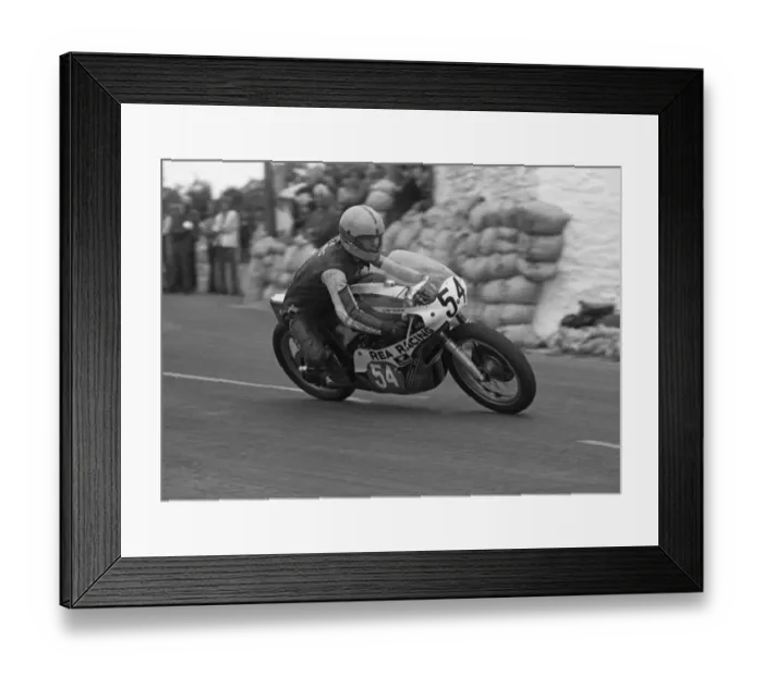 Framed Print : Joey Dunlop (Yamsel) 1977 Southern 100 Framed Print : Joey Dunlop (Yamsel) 1977 Southern 100