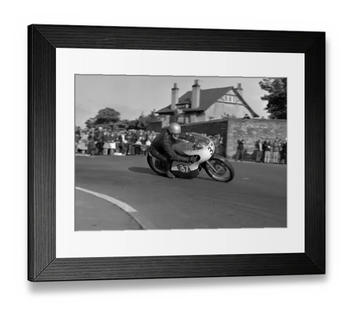 Framed Print : Brian Warburton (Yamaha) 1965 Southern 100 Framed Print : Brian Warburton (Yamaha) 1965 Southern 100