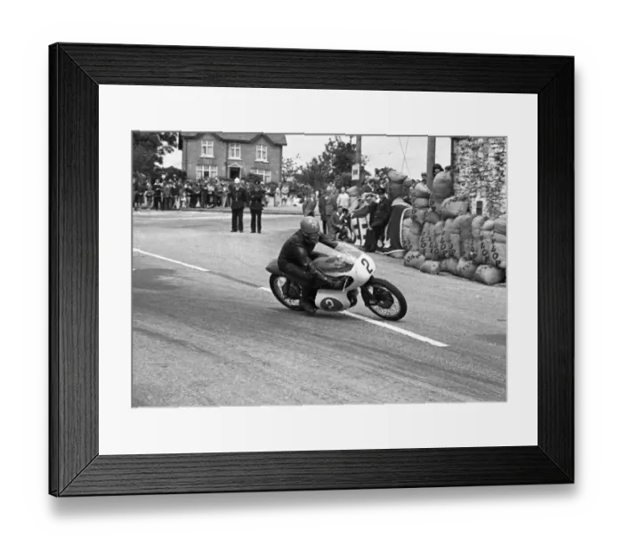 Framed Print : Neil Kelly (Royal Enfield) 1966 Southern 100 Framed Print : Neil Kelly (Royal Enfield) 1966 Southern 100