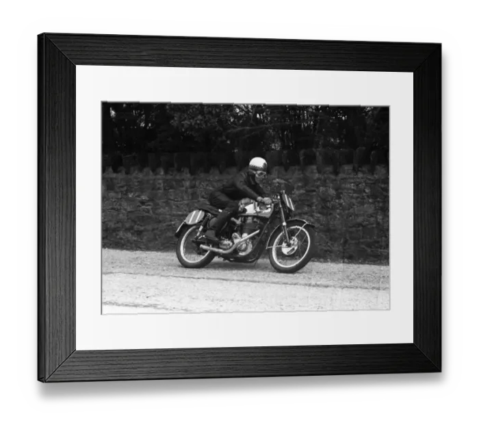 Framed Print : Tom Anyon (BSA) 1955 Southern 100 Framed Print : Tom Anyon (BSA) 1955 Southern 100