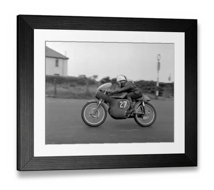 Framed Print : Gary Dickinson (Ducati) 1961 Southern 100 Framed Print : Gary Dickinson (Ducati) 1961 Southern 100