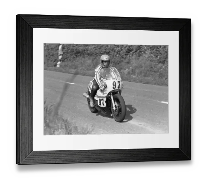 Framed Print : Danny Shimmin (Suzuki) 1981 Jurby Road Framed Print : Danny Shimmin (Suzuki) 1981 Jurby Road