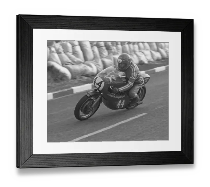 Framed Print : Barry Cubbon (Yamaha) 1978 Jurby Road Framed Print : Barry Cubbon (Yamaha) 1978 Jurby Road