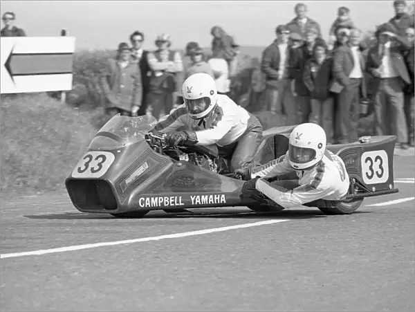 Alex Campbell & Jim Pearson (Yamaha) 1975 Jurby Road