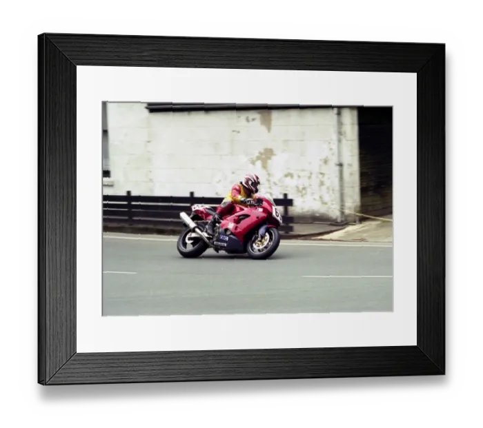 Framed Print : Wade Boyd (Kawasaki) 2003 Formula One TT Framed Print : Wade Boyd (Kawasaki) 2003 Formula One TT