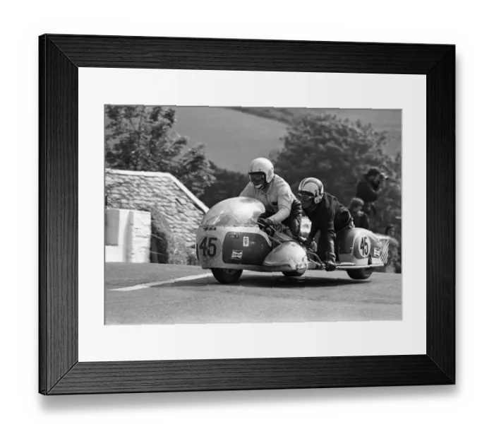 Framed Print : Peter Brown & Mick Casey (BSA) 1975 1000cc Sidecar TT Framed Print : Peter Brown & Mick Casey (BSA) 1975 1000cc Sidecar TT
