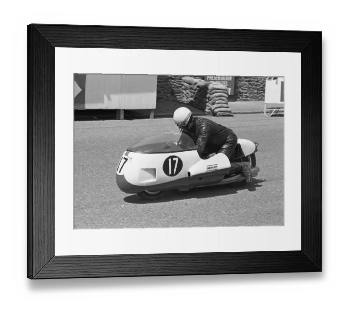 Framed Print : Herman Binding & Helmet Fleck (BMW) 1972 500 Sidecar TT Framed Print : Herman Binding & Helmet Fleck (BMW) 1972 500 Sidecar TT