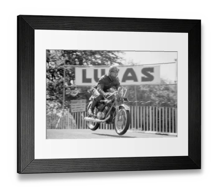 Framed Print : Godfrey Benson (Suzuki) 1969 Production 250 TT Framed Print : Godfrey Benson (Suzuki) 1969 Production 250 TT