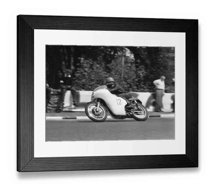 Framed Print : Hugh Anderson (Matchless) 1962 Senior TT