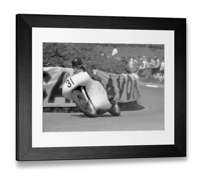 Framed Print : Jack Bullock (Norton) 1961 Junior TT Framed Print : Jack Bullock (Norton) 1961 Junior TT